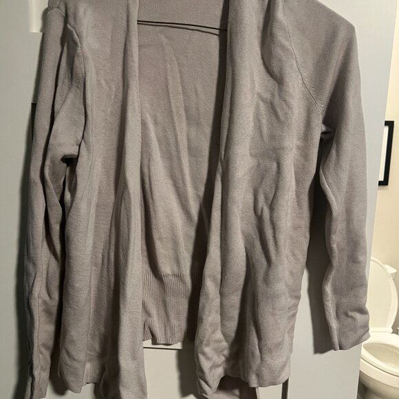 Nic and Zoe NWT Beige 4-Way Cardigan - Picture 2 of 4